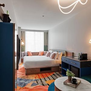 Deluxe Zimmer mit Kingsize-Bett